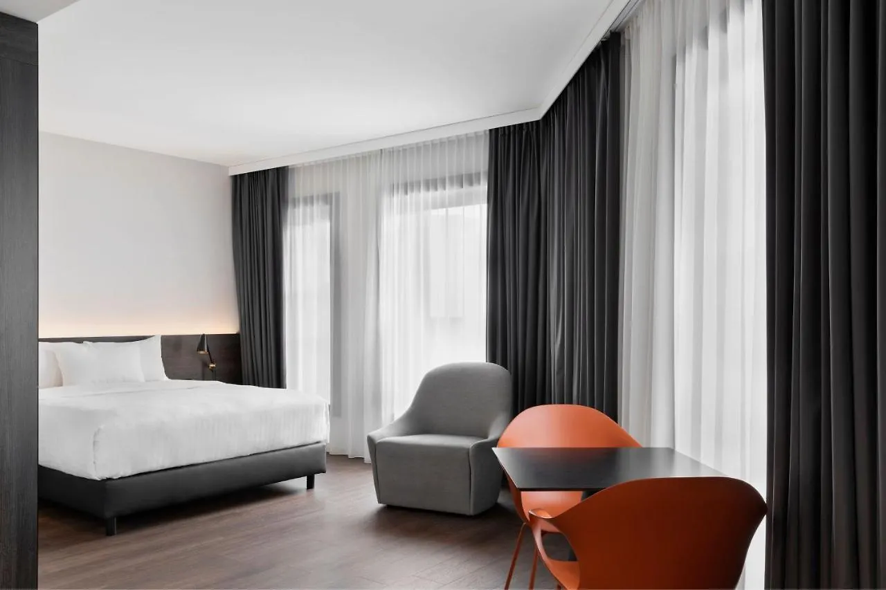 Residence Inn By Marriott Munich Ostbahnhof 4*,  Německo
